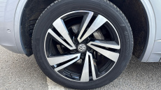 Volkswagen Touareg 3.0 V6 TDI 4Motion R-Line Tech 5dr Tip Auto Diesel Estate